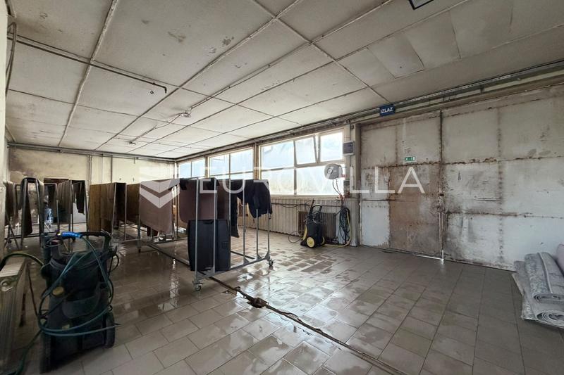 Đakovo, Industrijska zona, 4 hale/poslovna prostora i građevinsko zemljište - 22