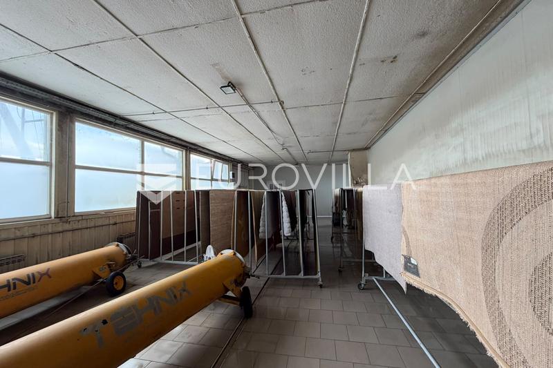 Đakovo, Industrijska zona, 4 hale/poslovna prostora i građevinsko zemljište - 21