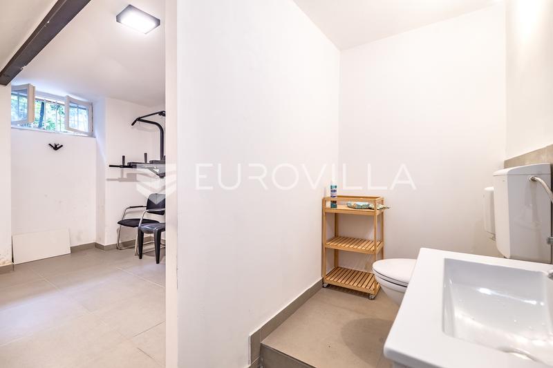 Zagreb, Praça Kvaternik, espaço comercial ao nível da rua de 73 m² no rés-do-chão - 4