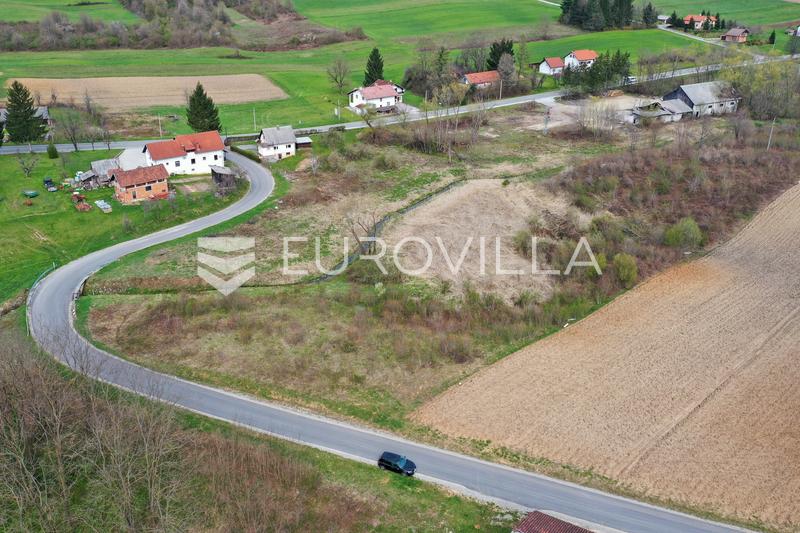 Rakovica, pozemek 11323 m², vynikající poloha - 1