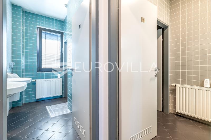 Zágráb, Buzin, üzlethelyiség 132 m² - 5