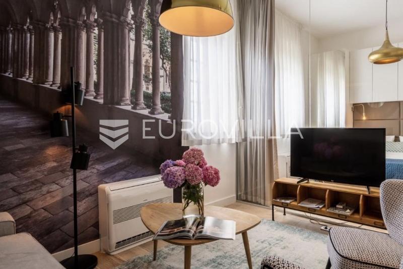 Opatija, Centar, 5 luksuzno uređenih apartmana s uhodanim poslovanjem, investicijska prilika - 2