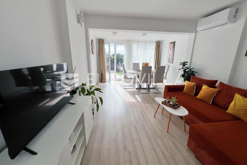 Istria, oblasť Novigrad, očarujúci zrekonštruovaný apartmán blízko mora - 4