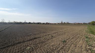 Piškorevci, građevinsko zemljište 1,26 ha