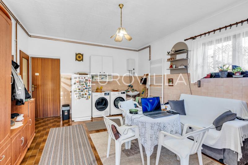 Gornja Stubica, Banscica - Privat ejendom på 8.489 m² med hus og to damme - 14