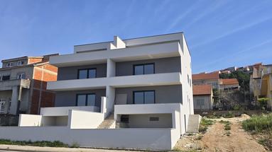 Šibenik, Crnica, NOVO CONSTRUÍDO, apartamento de três quartos, dois andares, 166,34 m²