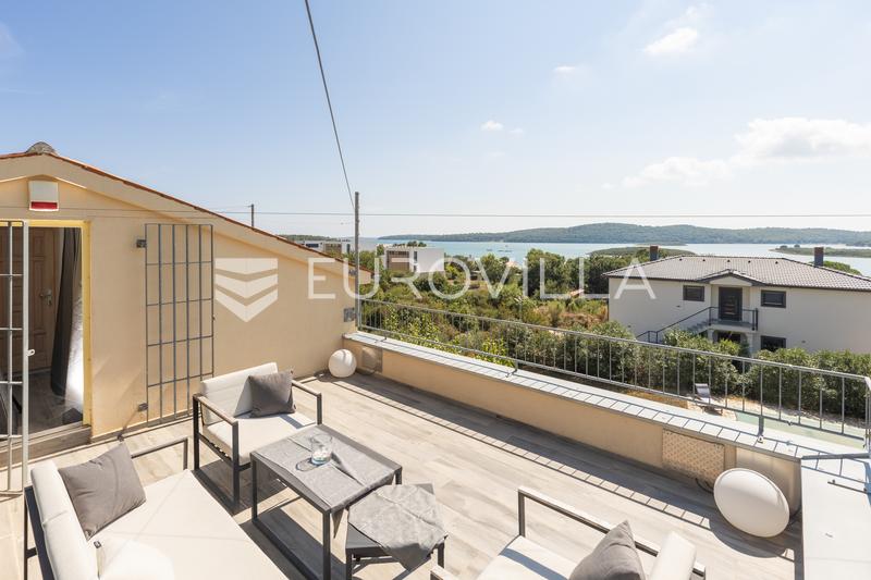 Medulin - Maison familiale avec piscine, deux terrasses sur le toit et vue panoramique sur la mer - 22