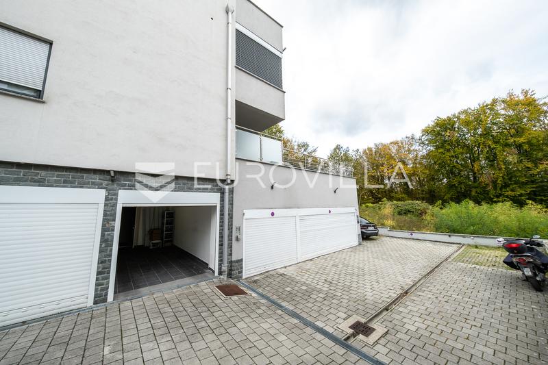 Zagreb, Mlinovi, kaunis kolmen huoneen huoneisto puutarhalla ja 2 autopaikalla, 108,86 m² - 29