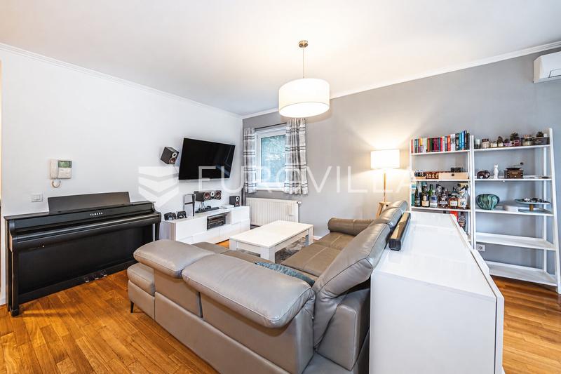 Zagreb, Mlinovi, kaunis kolmen huoneen huoneisto puutarhalla ja 2 autopaikalla, 108,86 m² - 2