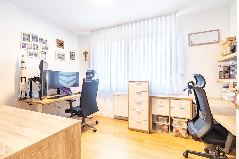 Zagreb, Vrapče, Bolnička, luksuzan četverosoban stan s vrtom 140 m², garaža - 7
