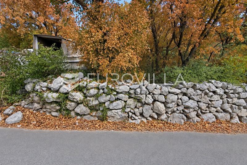 Novi Vinodolski, Ledenice, stavební pozemek 646 m², klid, soukromí a rozvojový potenciál - 2