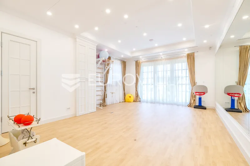 Zagreb, Blato, luksuzna villa 1200 m² s bazenom na imanju od 6.750 m² 40