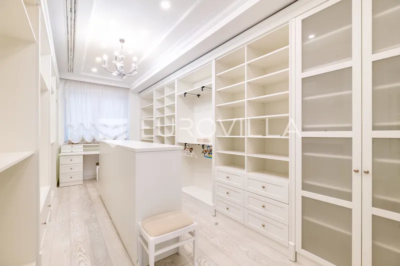 Zagreb, Blato, luksuzna villa 1200 m² s bazenom na imanju od 6.750 m² 38