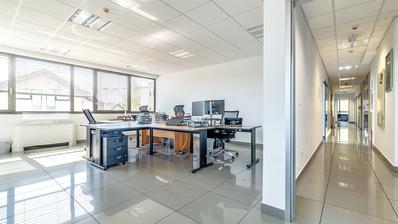 Zagreb, Novi Zagreb, moderni toimistotila 315,04 m² toimistorakennuksen 1. kerroksessa