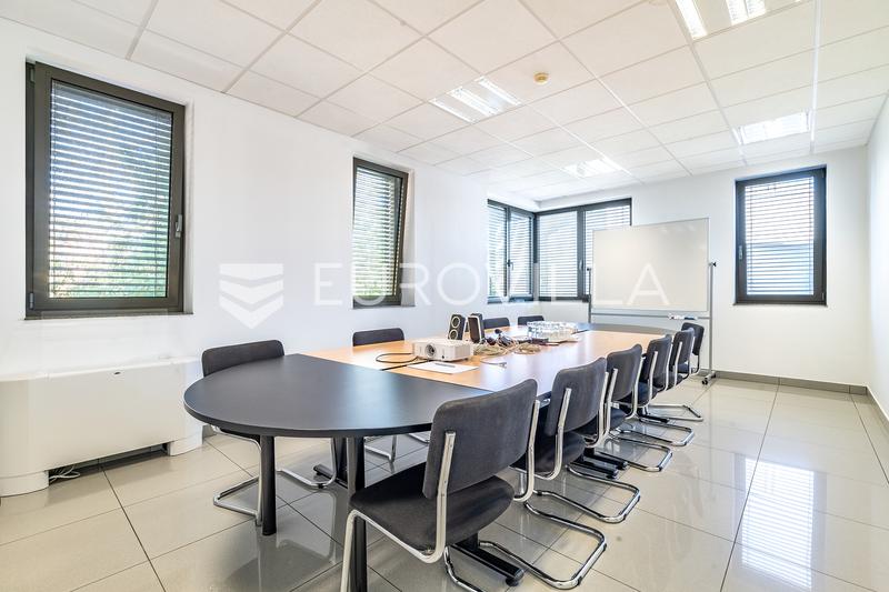 Zagreb, Novi Zagreb, moderno espacio de oficina de 315,04 m² en la 1ª planta de un edificio de oficinas - 5