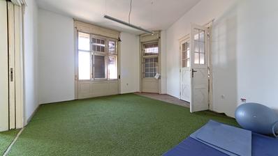 Osijek, Centro da cidade - Apartamento/escritório espaçoso para alugar na praça principal