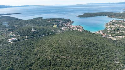 Pelješac, poljoprivredno zemljište uz more površine 29 247 m²