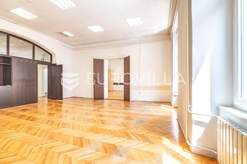 Zagreb, Teslina gade, kontorlokale på 222 kvm - 2