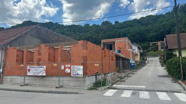 Požega'da, birinci katta iki odalı daire
