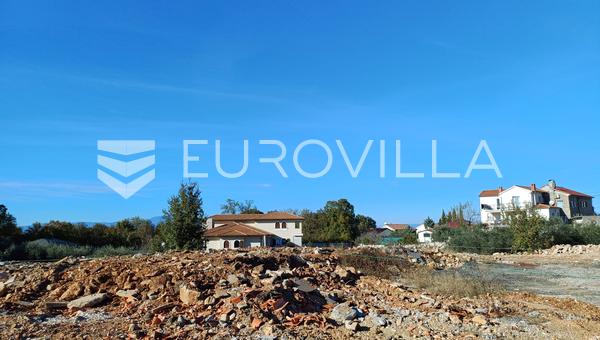 Malinska, Bogovići, 630 m² büyüklüğünde yarı müstakil ev için inşaat arsası, birinci kattan deniz manzaralı