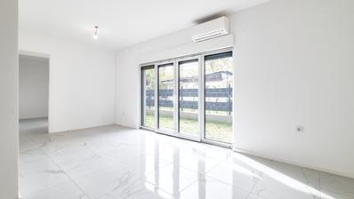 Zagreb, Sv. Klara, dvosoban stan 48 m² s vrtom i vanjskim parkirnim mjestom, novija gradnja