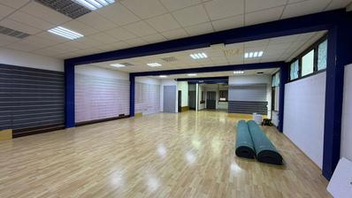 Đakovo, Centar, poslovni prostor na 3 etaže, 630 m²