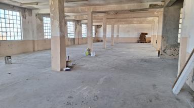Karlovac, Ilovac, warehouse 3600 m², excellent location, renovation
