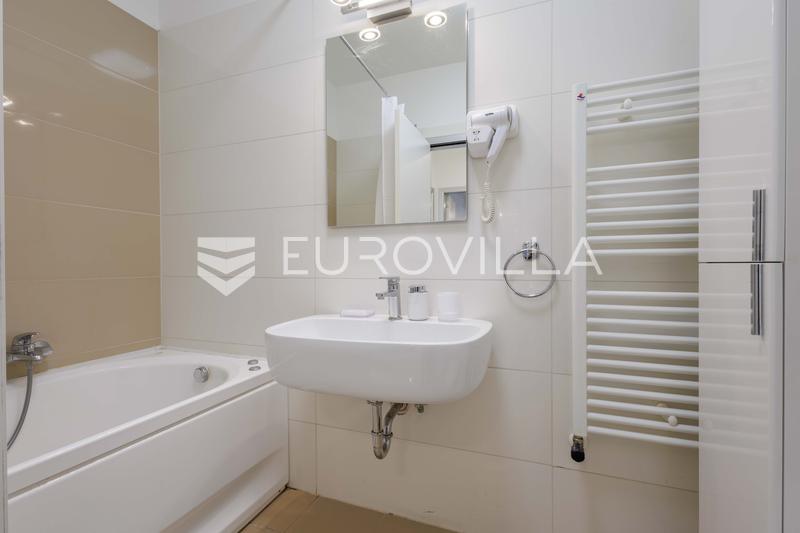 Centre de Pula, Appartement moderne, une combinaison de confort et d'emplacement de choix - 10