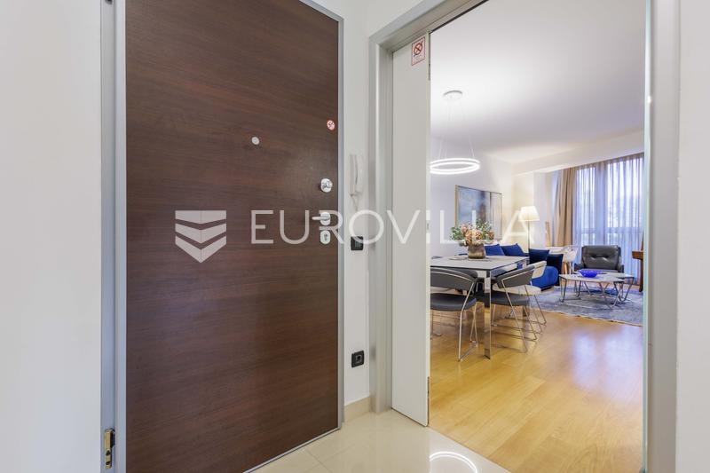 Centre de Pula, Appartement moderne, une combinaison de confort et d'emplacement de choix - 9