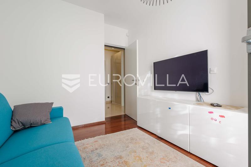 Centre de Pula, Appartement moderne, une combinaison de confort et d'emplacement de choix - 17