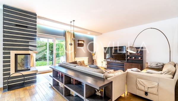Zagreb, Blato, moderna samostojeća kuća 205 m²
