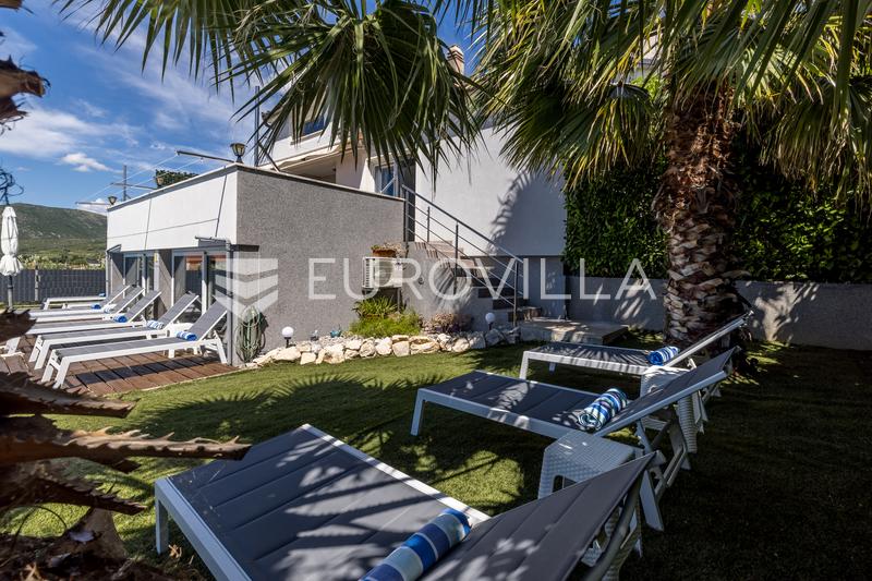 Kaštel Stari, attractive house with a swimming pool in a quiet location - 39