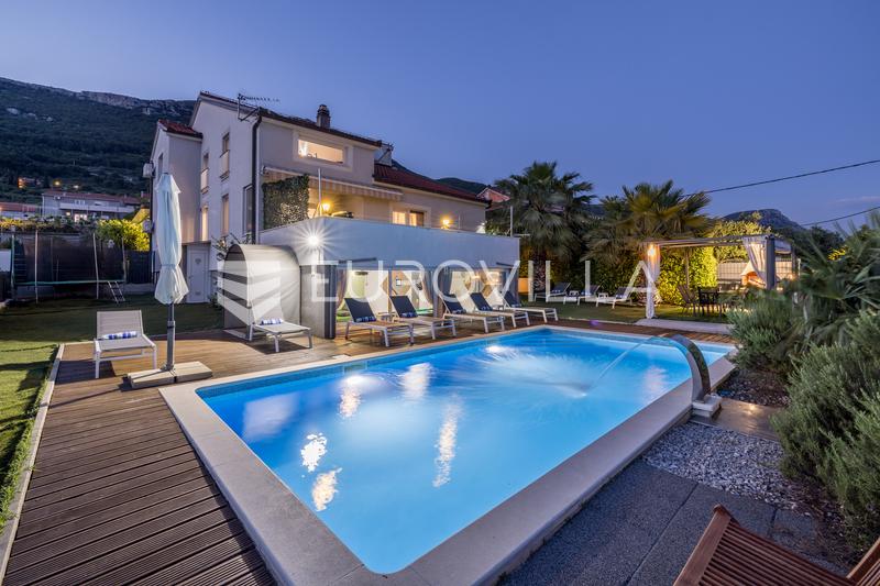 Kaštel Stari, attractive house with a swimming pool in a quiet location - 45