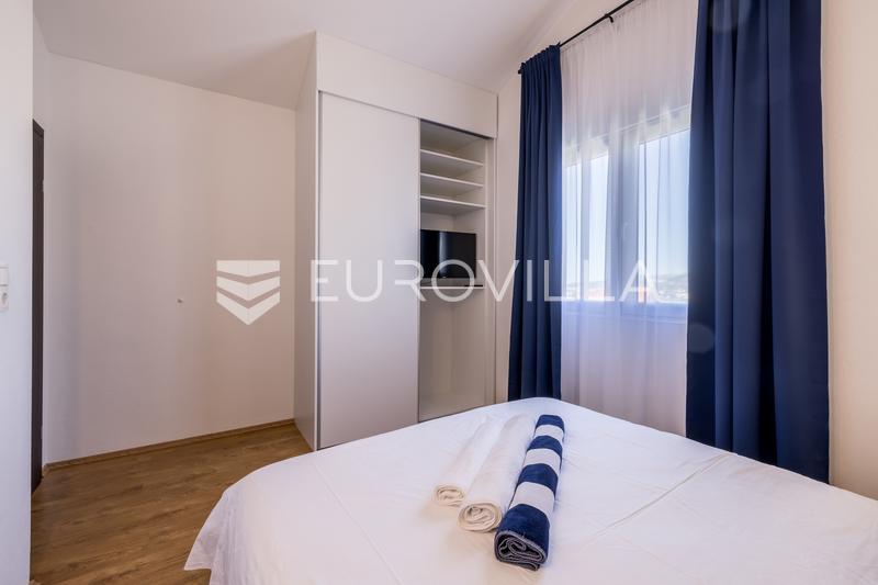 Kaštel Stari, attractive house with a swimming pool in a quiet location - 6