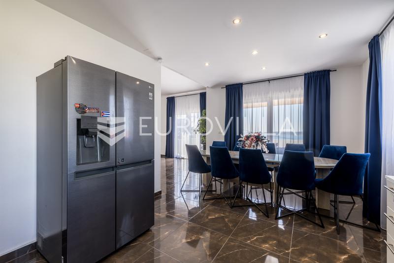 Kaštel Stari, attractive house with a swimming pool in a quiet location - 26