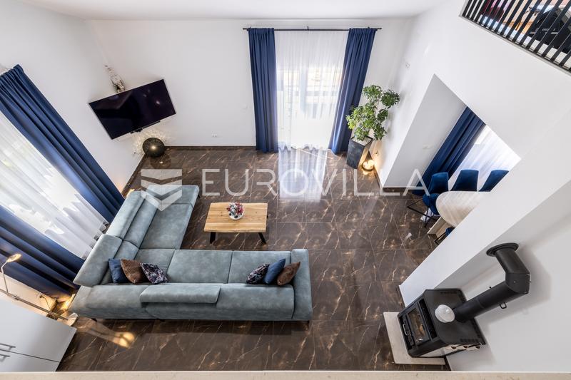 Kaštel Stari, attractive house with a swimming pool in a quiet location - 19