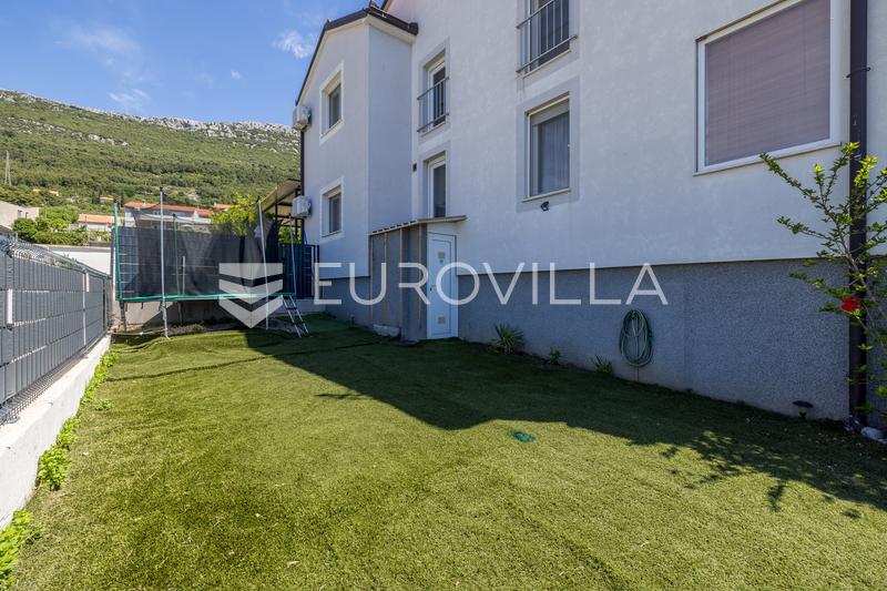 Kaštel Stari, attractive house with a swimming pool in a quiet location - 37
