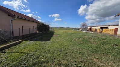 Bizovac, građevinsko zemljište, fronta 15 metara, površine 647 m²