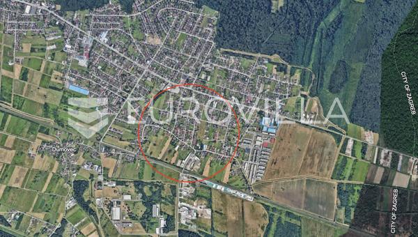 Sesvetski Kraljevec, zemljište s dvije postojeće građevine