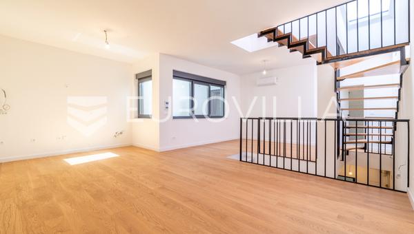 Zagreb Centrum - Nybygget fireværelses lejlighed, 130 m²