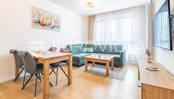 Zagreb, Dubrava, PRVI NAJAM, moderan dvosoban stan 52 m² parking