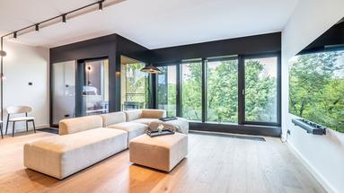 Zagreb, Ribnjak, großzügige Wohnung mit vier Schlafzimmern im 4. Obergeschoss