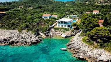 Dubrovnik-Archipel, außergewöhnliche Villa am Meer mit Swimmingpool