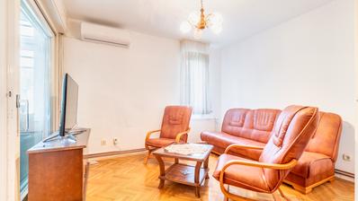 Zagreb, Pantovcak, apartamento de dois quartos com 48 m2 + VPM (vaga de estacionamento)
