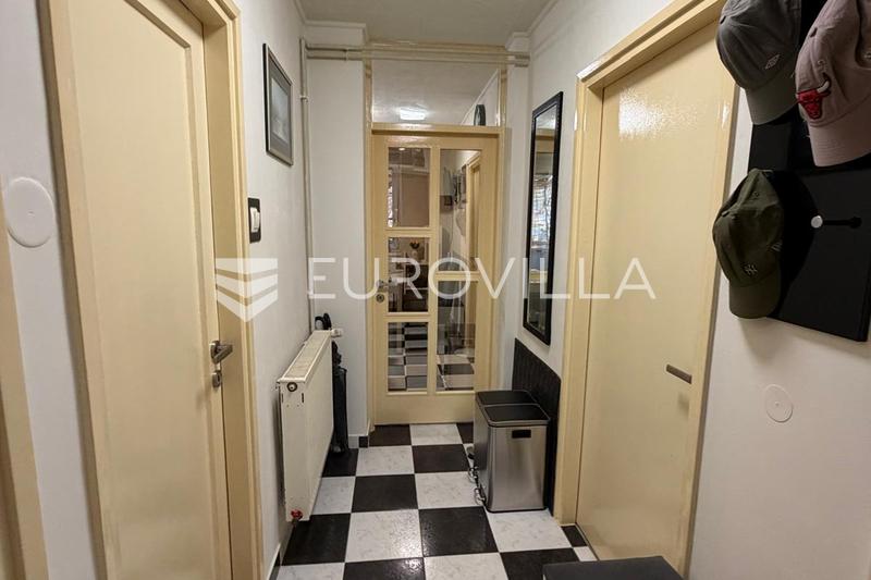 Varaždin, Centre-ville, appartement de trois pièces, 52,95 m² - 3