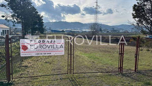 Požega, Merkez: 5599 m² Ayrıcalıklı Karma Kullanım İmarlı Arsa