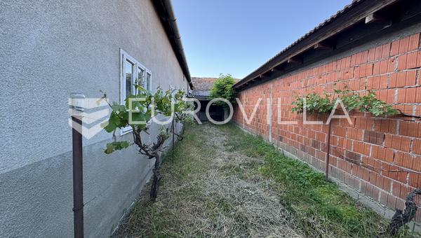 Strizivojna, kuća 175 m2 na zemljištu od 2794 m2