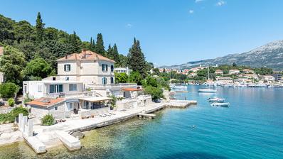 Otok Korčula, grad Korčula, apartmani uz more u blizini stare jezgre