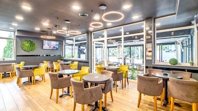 Zagreb, Sesvete - Propiedad comercial en dos niveles, 443,27 m²