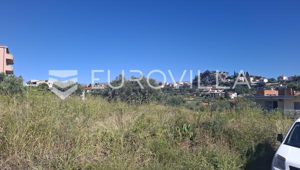 Split, Sirobuja, građevinsko zemljište površine 995 m²